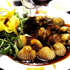 Sò Huyết Cồ xào me